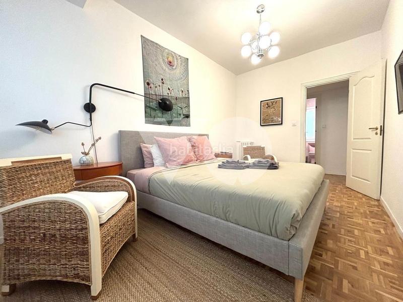 Foto ec04fe42-b44e-4136-b368-a94313d06e8d. Flat with heating in Salvador Madrid