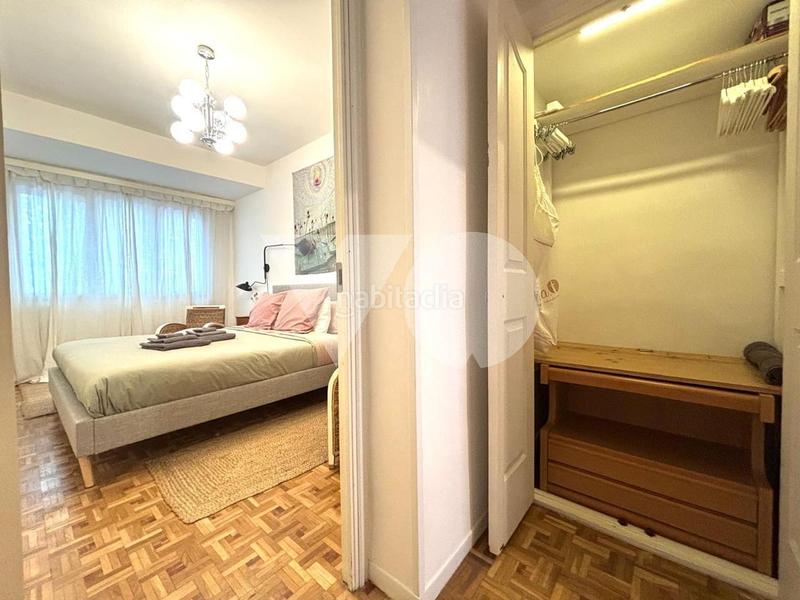 Foto f0fd5d56-7ebf-4f76-8fbf-db6b4f59e675. Flat with heating in Salvador Madrid