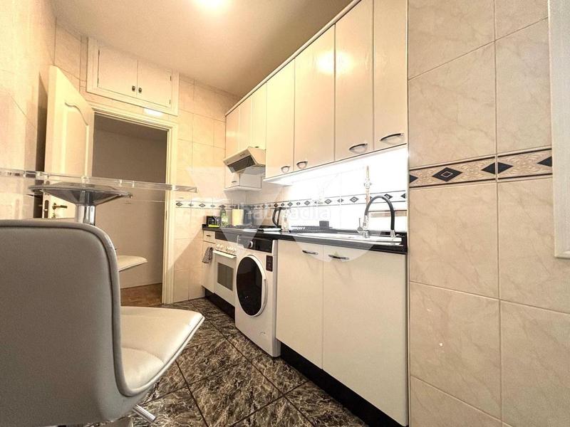 Foto 3ca5b578-36be-406d-b31f-ffe4f99b2d8f. Pis amb calefacció a Quintana Madrid