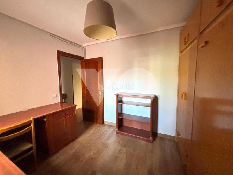 Foto 8f45c544-6eea-43d6-b400-09f880d09522. Miete etagenwohnung mit heizung in Quintana Madrid