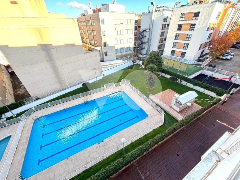 Foto 0d9f7142-7522-4a5c-a006-49e6116ea84b. Miete etagenwohnung mit pool in Simancas Madrid