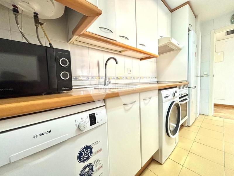 Foto 2863ab3e-9507-43a3-a754-e8e2c726df4d. Miete etagenwohnung mit pool in Simancas Madrid