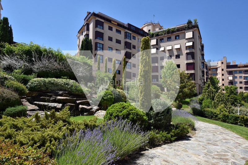 Foto 2070ebd8-487c-4be7-beda-54a2d4033104. Pis amb calefacció aparcament piscina a Simancas Madrid