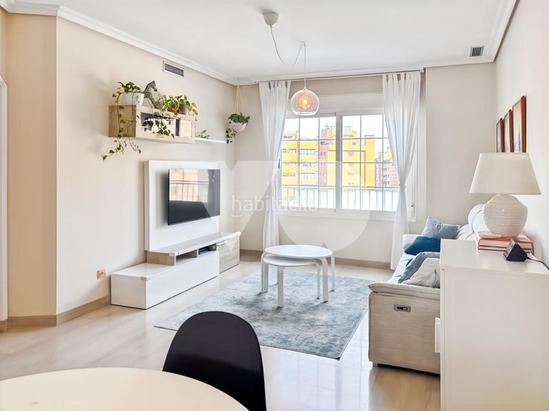 Foto 2777ff57-1e6b-4bd0-8756-63aeba2989f6. Pis amb calefacció aparcament piscina a Simancas Madrid