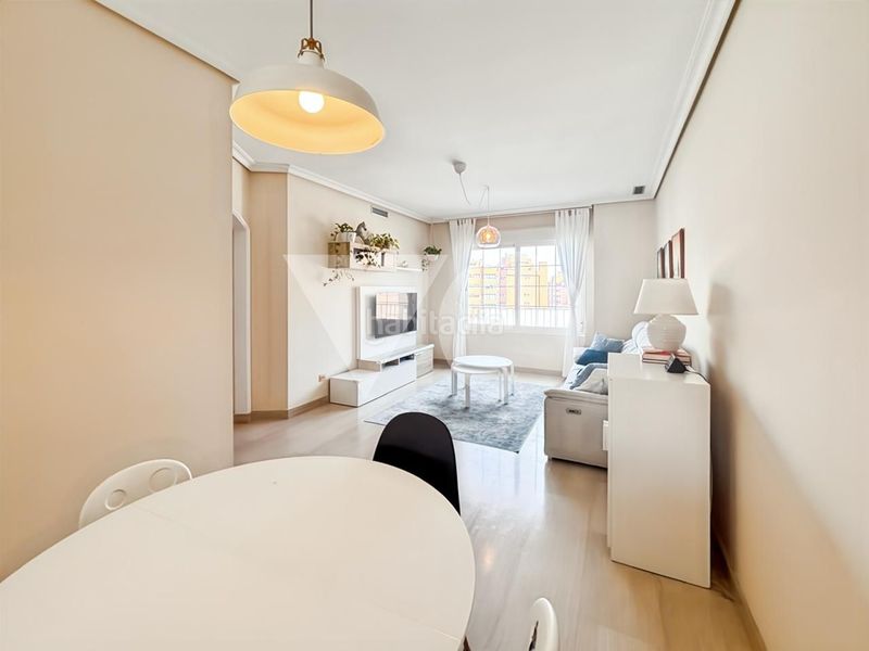 Foto 3fb96619-02b6-479d-8eb8-49621e54c55a. Pis amb calefacció aparcament piscina a Simancas Madrid