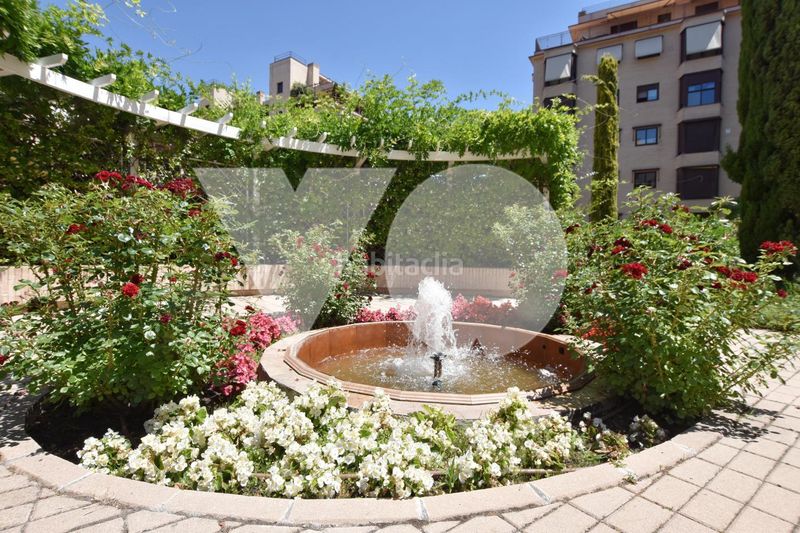 Foto 750c4660-15e6-4dba-b2d7-b562f6d7be4d. Pis amb calefacció aparcament piscina a Simancas Madrid