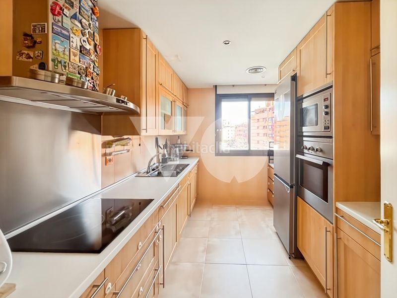 Foto d253e039-c8cf-40c8-a762-54b26c7d89e8. Pis amb calefacció aparcament piscina a Simancas Madrid