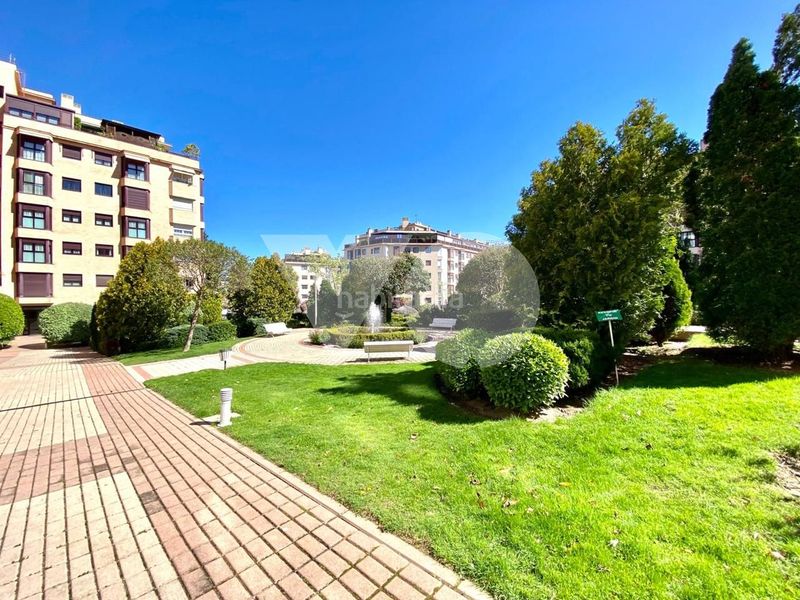 Foto da699e85-d967-48c2-990a-eadbac7a5c88. Pis amb calefacció aparcament piscina a Simancas Madrid