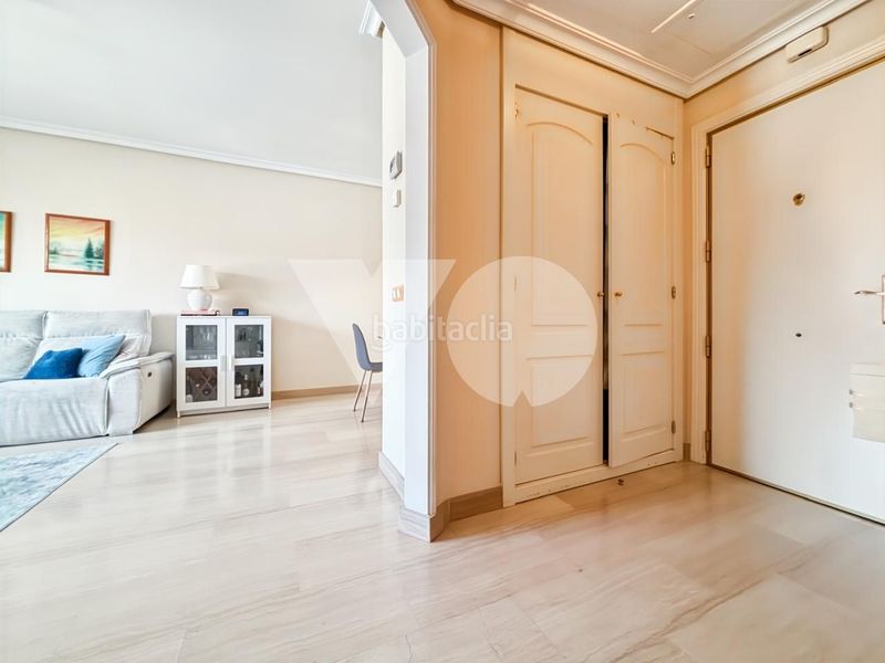 Foto dd17e174-b5a5-42fa-824a-302d7943e794. Pis amb calefacció aparcament piscina a Simancas Madrid