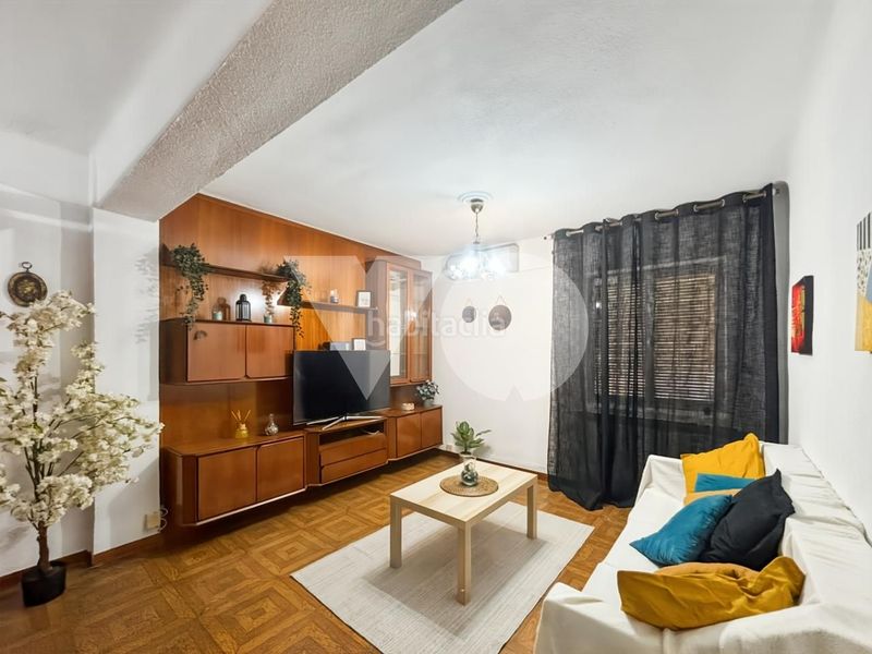 Foto 9c226110-e34d-4657-a422-78496b6c5394. Planta baixa amb calefacció a Simancas Madrid