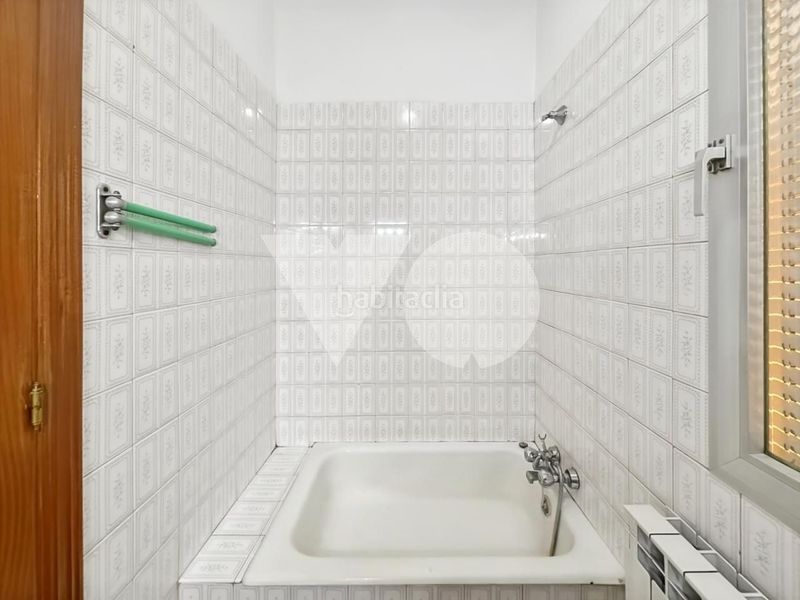 Foto ce1ced46-831a-4de5-93a6-6c4c022abcd7. Planta baixa amb calefacció a Simancas Madrid