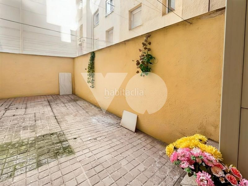 Foto f2d34b0c-5c38-42b1-a694-2a134cef72b6. Planta baixa amb calefacció a Simancas Madrid