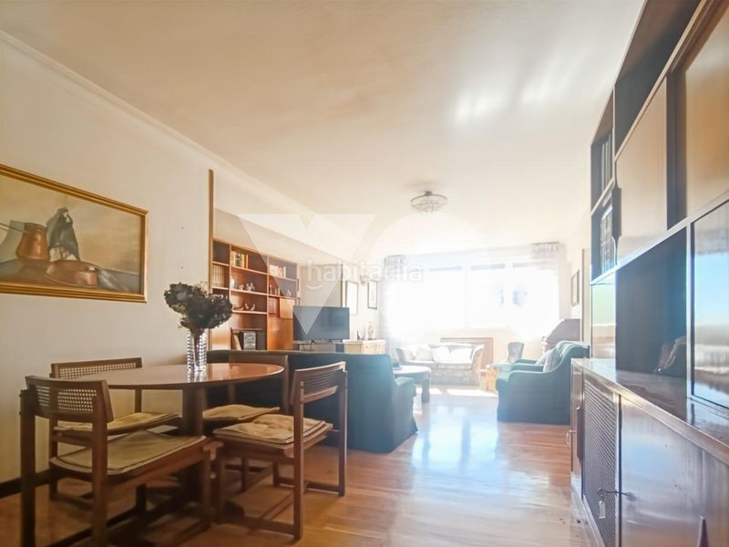 Foto 815823fc-3095-4d59-9b17-80360fbf7f59. Pis amb calefacció aparcament piscina a Salvador Madrid