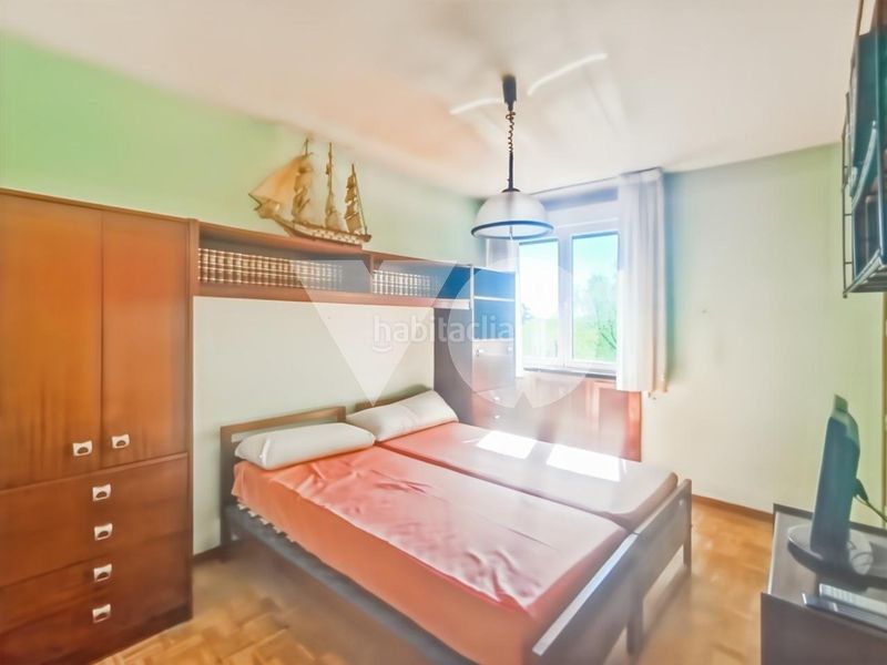 Foto b12358da-73d7-4f0e-8997-2998b72bd7a8. Pis amb calefacció aparcament piscina a Salvador Madrid