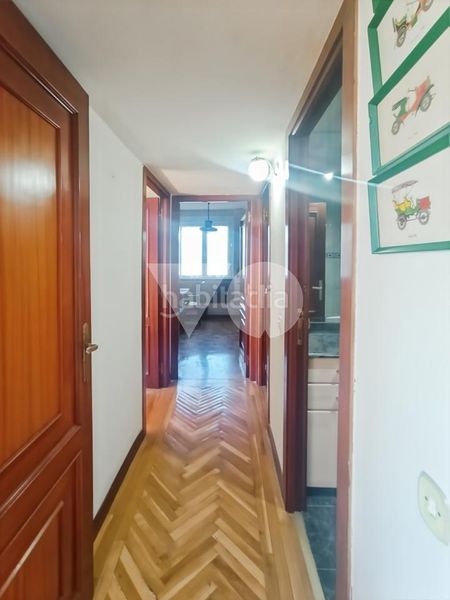 Foto e0fa3d5e-5f18-4537-80ce-0c3cafb7d976. Pis amb calefacció aparcament piscina a Salvador Madrid