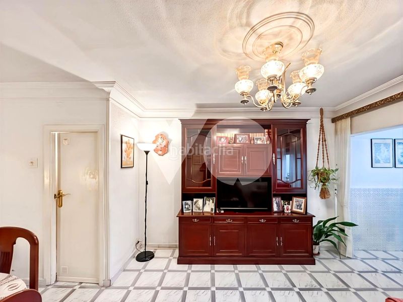 Foto 1fc0ec75-adad-44ee-8680-fb2e9fbced38. Casa amb calefacció a Simancas Madrid