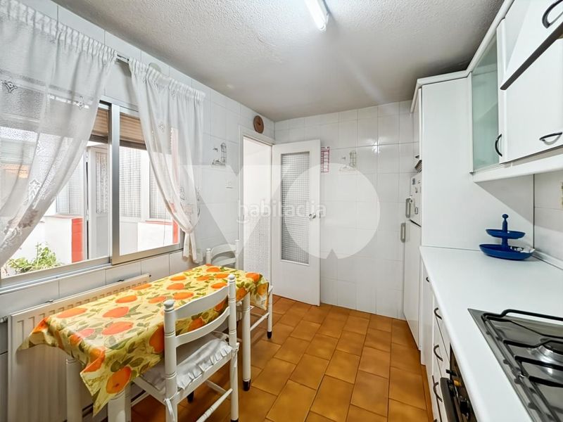 Foto e9609206-df8d-4da8-b271-9570ae23f957. Casa amb calefacció a Simancas Madrid