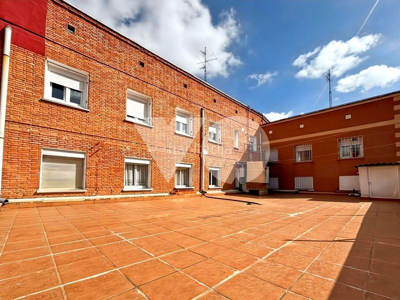 Foto 10e182b9-dcb9-4cfa-beb5-0ae8f317ffb0. Pis amb calefacció a Simancas Madrid