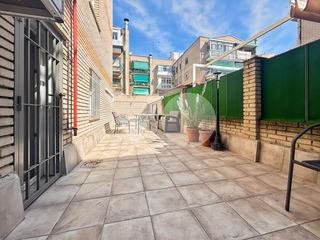 Location Appartement  Alcalá. Piso con gran terraza en calle alcalá  quintana