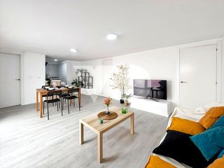 Rez-de-chaussée à Simancas. Inmueble en venta en simancas, san blas, madrid