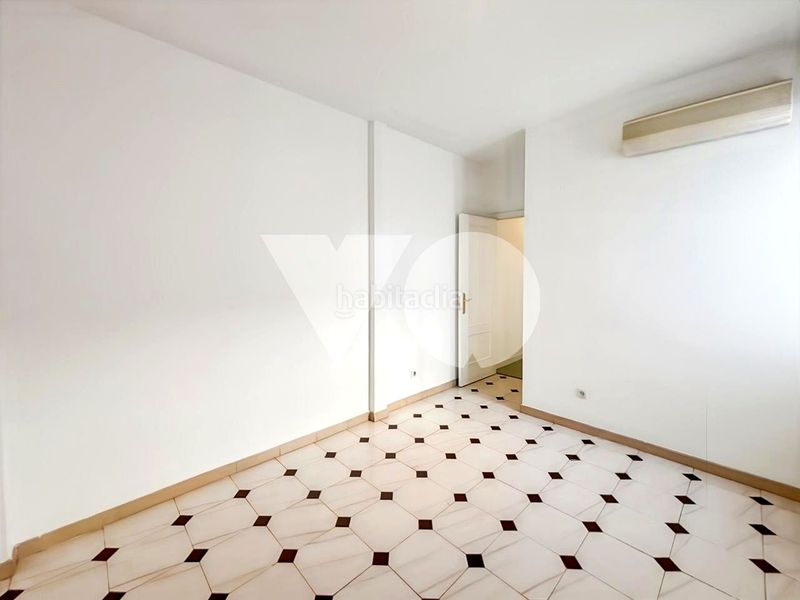 Foto b4c791e4-c27b-44da-a18e-f0bf7426ba83. Apartament amb calefacció a Universidad-Malasaña Madrid