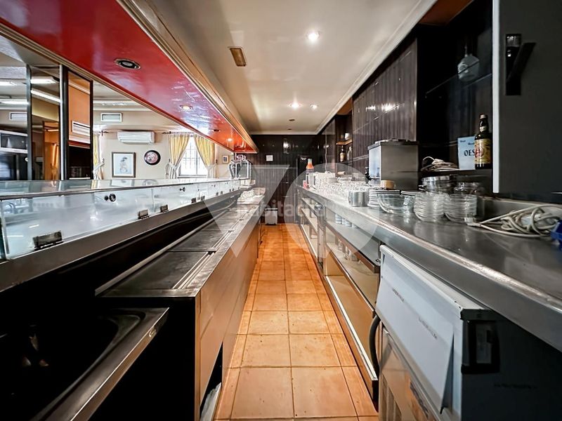 Foto f6ce6a74-950a-4398-bd87-eb0a8cc42426. Local comercial a Simancas Madrid