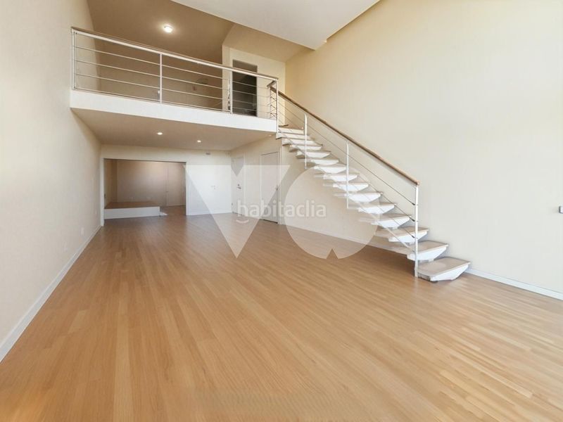 Foto 9c67da8f-120b-4745-b94f-9330a769e55a. Dúplex loft dúplex en venta en Simancas en Simancas Madrid