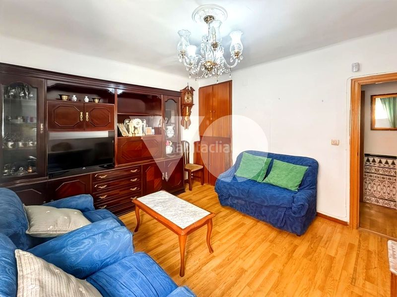 Foto ecb52db5-3456-4b2d-ae25-ebdc2208c948. Apartament a Simancas Madrid