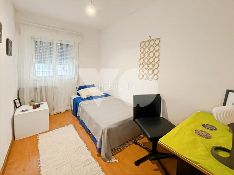 Foto 1d853994-33dc-4bb3-bc57-b63e184faa70. Apartament amb calefacció a El Barral Ferial Coslada