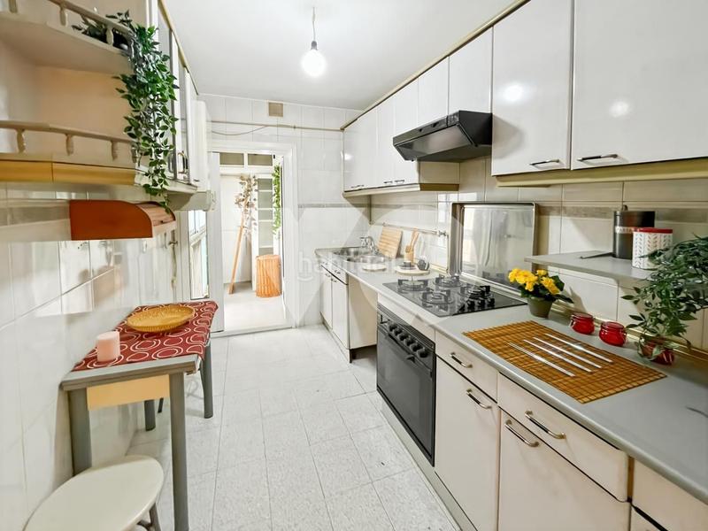 Foto 89d6c495-3d6b-4e35-8893-6943e8a0ff73. Apartament amb calefacció a El Barral Ferial Coslada