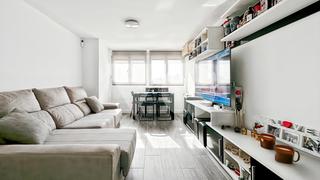 Apartament  De helln. Piso en venta en helln, san blas, madrid