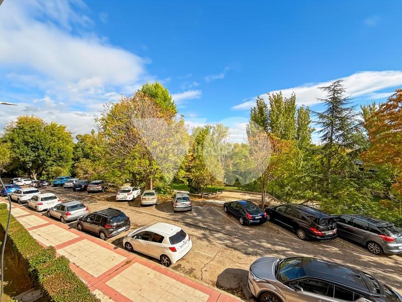 Foto 960f5f3c-6f3e-4c77-b1c5-6d02e94e44b0. Apartament amb calefacció a El Barral Ferial Coslada