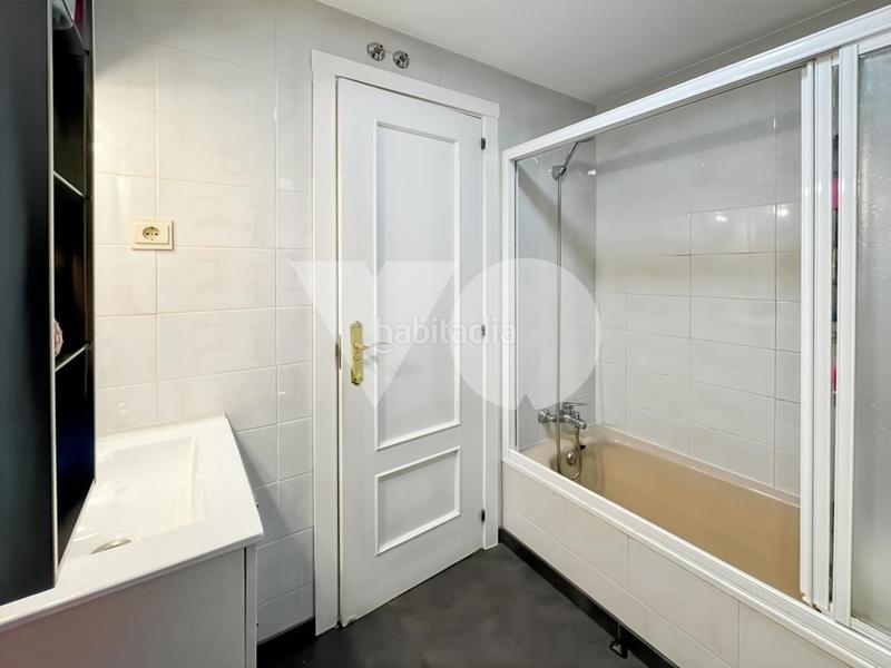 Foto ed038d42-e7b3-4b82-b0c9-01eb698dc242. Pis amb calefacció aparcament piscina a Rosas - Musas Madrid