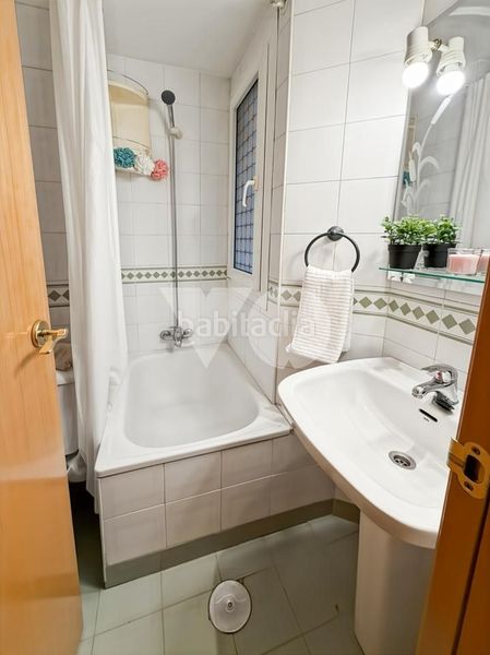 Foto ce9e461d-d11f-4cf0-8835-15ad2e33b8fe. Pis amb calefacció aparcament piscina a Rosas - Musas Madrid