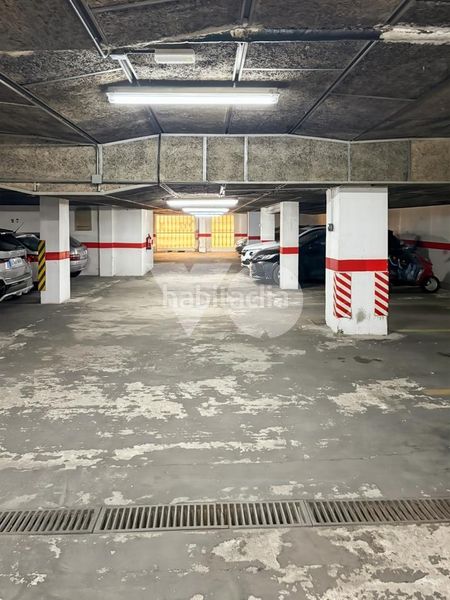 Foto 987a45d2-86d8-4eee-b289-cbe9481d6b9a. Aparcament cotxe a Rosas - Musas Madrid