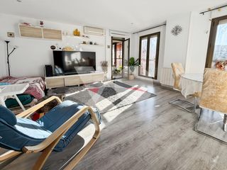 Pis  Calle de gregorio lópez madera. Piso en venta en hellín, san blas, madrid.