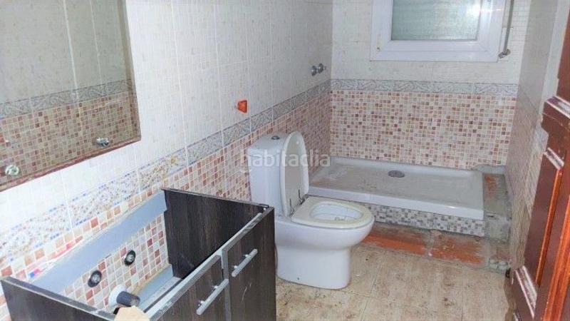 Foto 65d30247-6f16-4ce0-a9fb-0bcc37fc0196. Casa en valencia 52 casa independiente en cl valencia, 52 pinares en Lloret de Mar