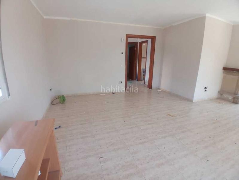 Foto e5115386-9958-47fc-b265-d1d07804206a. Casa en valencia 52 casa independiente en cl valencia, 52 pinares en Lloret de Mar