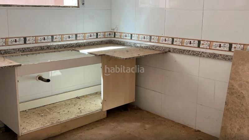 Foto 6face2b9-9e8c-4c28-8531-9cd2a7df841f. Edificio obra parada, , girona en Amer