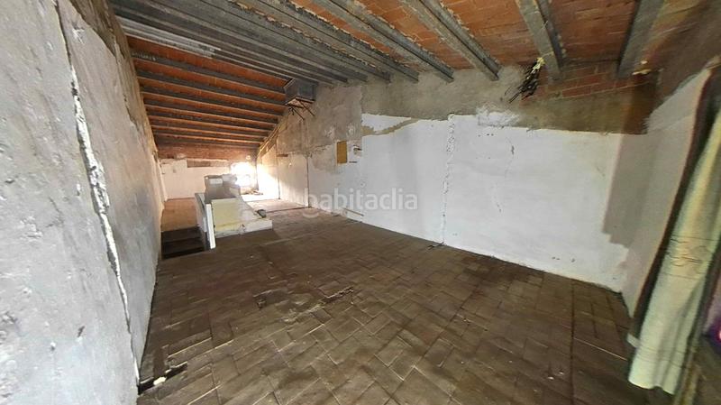 Foto 0b1e52b1-8aad-42a6-834b-39df86b476b5. Casa  para reformar totalmente en pont major, en Girona