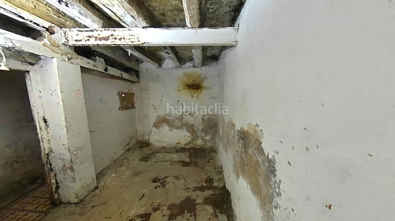 Foto 1bed9ff9-8e4b-4e45-a002-0b6f807c4aae. Casa  para reformar totalmente en pont major, en Girona