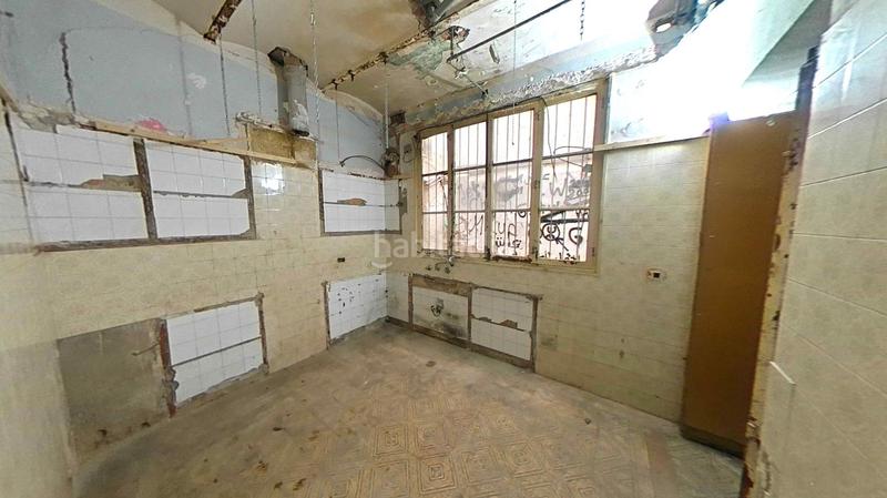 Foto 520ca4e2-2d97-41e9-875e-3290bea1e7e4. Casa  para reformar totalmente en pont major, en Girona