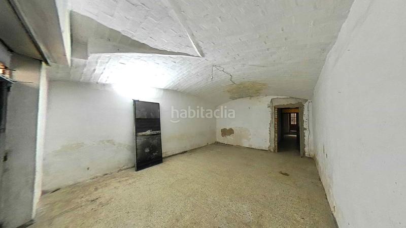 Foto e05ee95d-d497-4fb9-baf9-6a74130b6c24. Casa  para reformar totalmente en pont major, en Girona