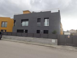 Aparcament cotxe  De ronda. Plaza de garaje de 16 m2 en caldes de malavella, girona