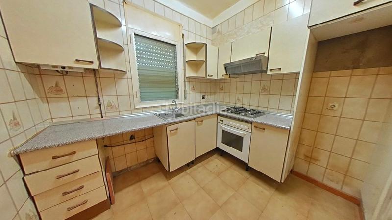 Foto 5e3c58a2-5f8e-4c01-a387-5d377123b609. Piso  3 habitaciones, planta baja, , girona en Portbou