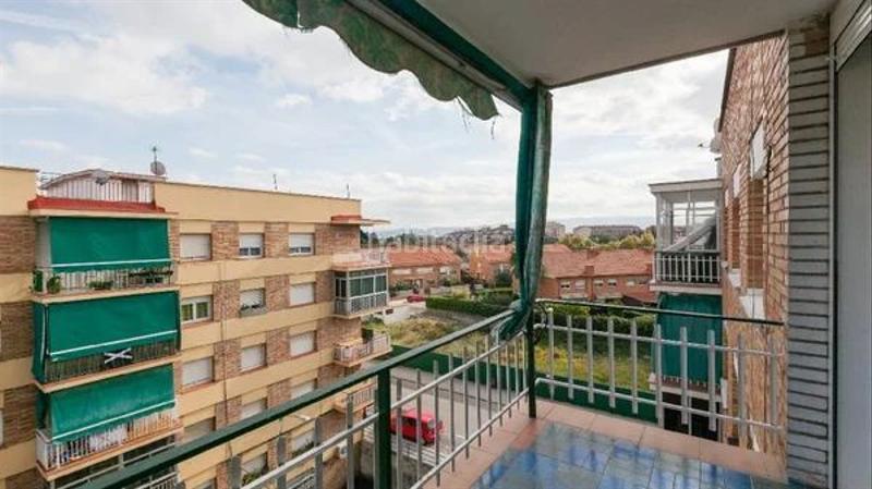 Foto 3f81d228-cfe9-4317-9a93-9aeaa089d8fe. Piso  ocupado 87m2, 3 habitaciones, con balcón, en plaza rafael casanova, , barcelona en Abrera