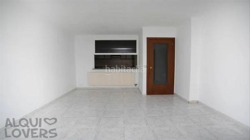 Foto 6498cae7-ee4e-4ece-8bd4-fbc2fc95c024. Appartement dans Eixample-Horta Capallera Figueres