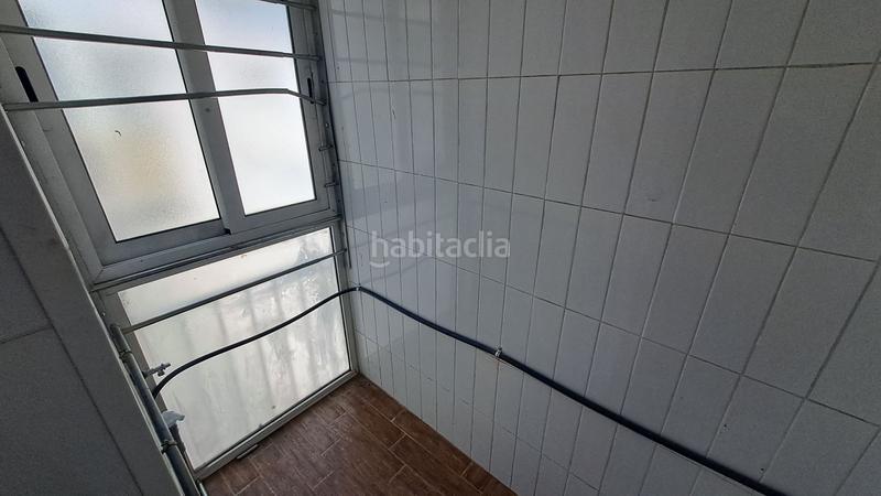 Foto 2b47f1f6-5dff-4a1b-a841-65626552de51. Piso  reformado a la La plantera para entrar a vivir, 2 habitaciones, 4a planta sin ascensor, con balcón. en Blanes