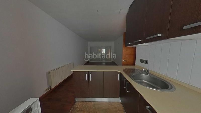 Foto 40d4fa5d-a0f1-41a1-b148-b9b82c858ef7. Piso  reformado a la La plantera para entrar a vivir, 2 habitaciones, 4a planta sin ascensor, con balcón. en Blanes
