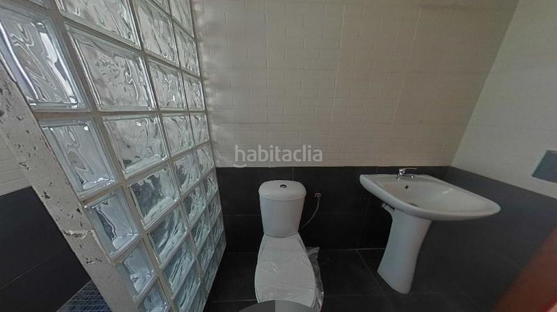 Foto 528a4e44-b383-40e6-86cc-f068a194a30c. Piso  reformado a la La plantera para entrar a vivir, 2 habitaciones, 4a planta sin ascensor, con balcón. en Blanes